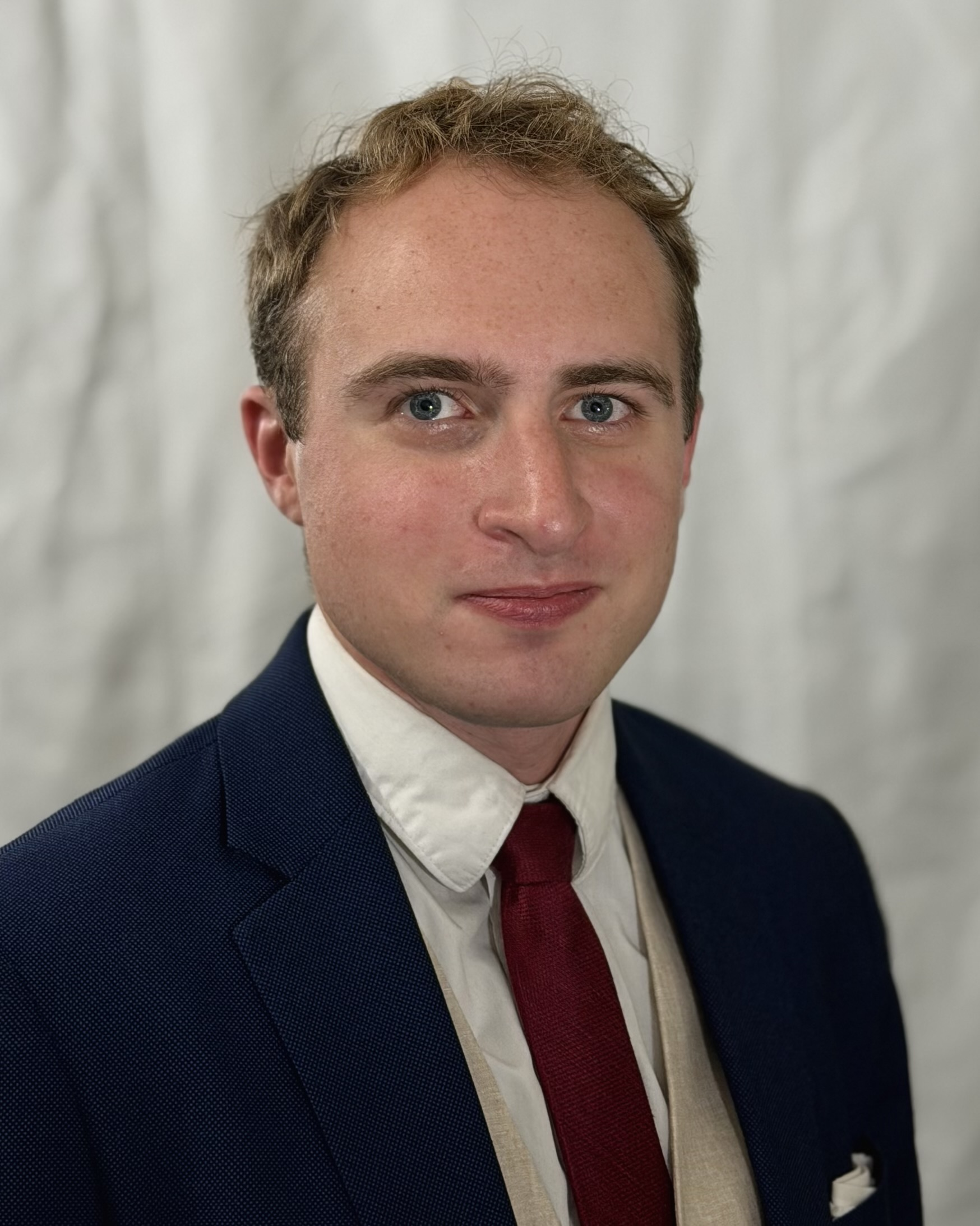 Alex Schatz headshot